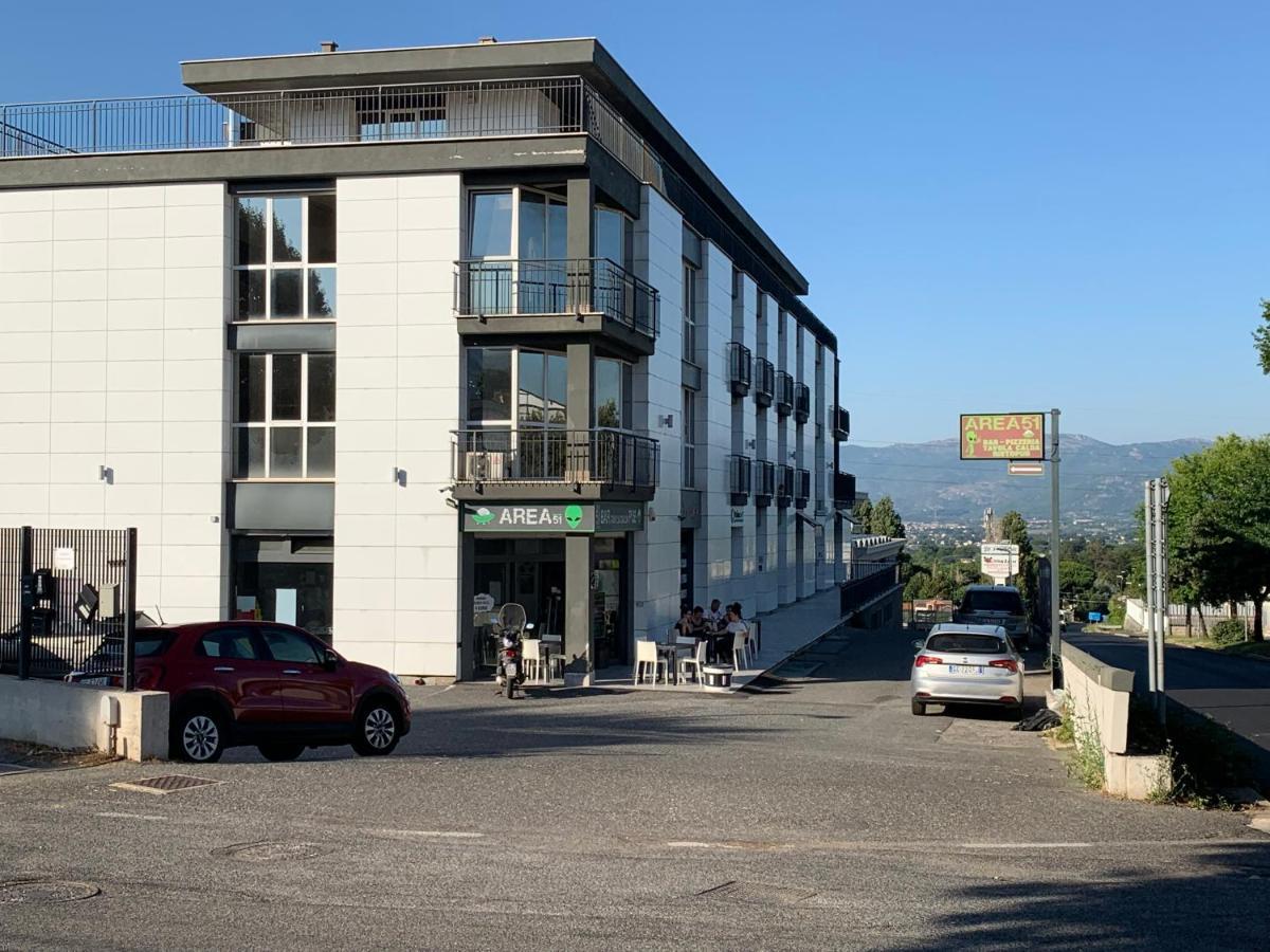 阳光公寓式酒店 圣切萨雷奥 外观 照片