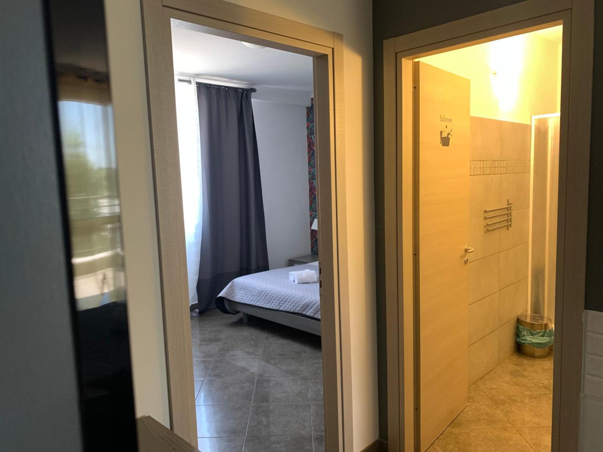 阳光公寓式酒店 圣切萨雷奥 外观 照片